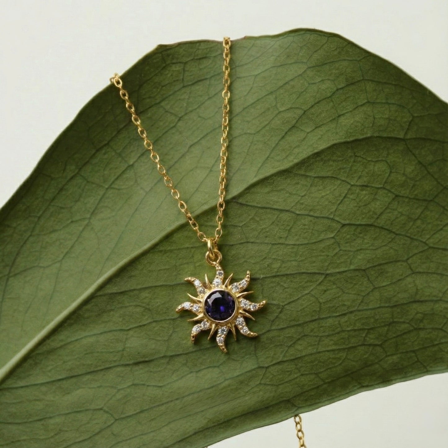 Mor Güneş Kolye - 14K Altın Kaplama