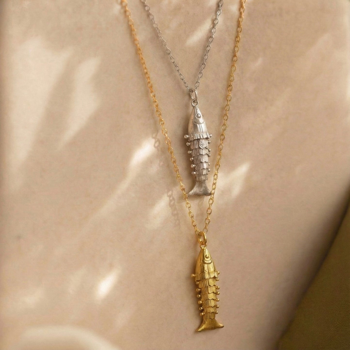 Hareketli Balık Figürlü Kolye - 925 Ayar Gümüş