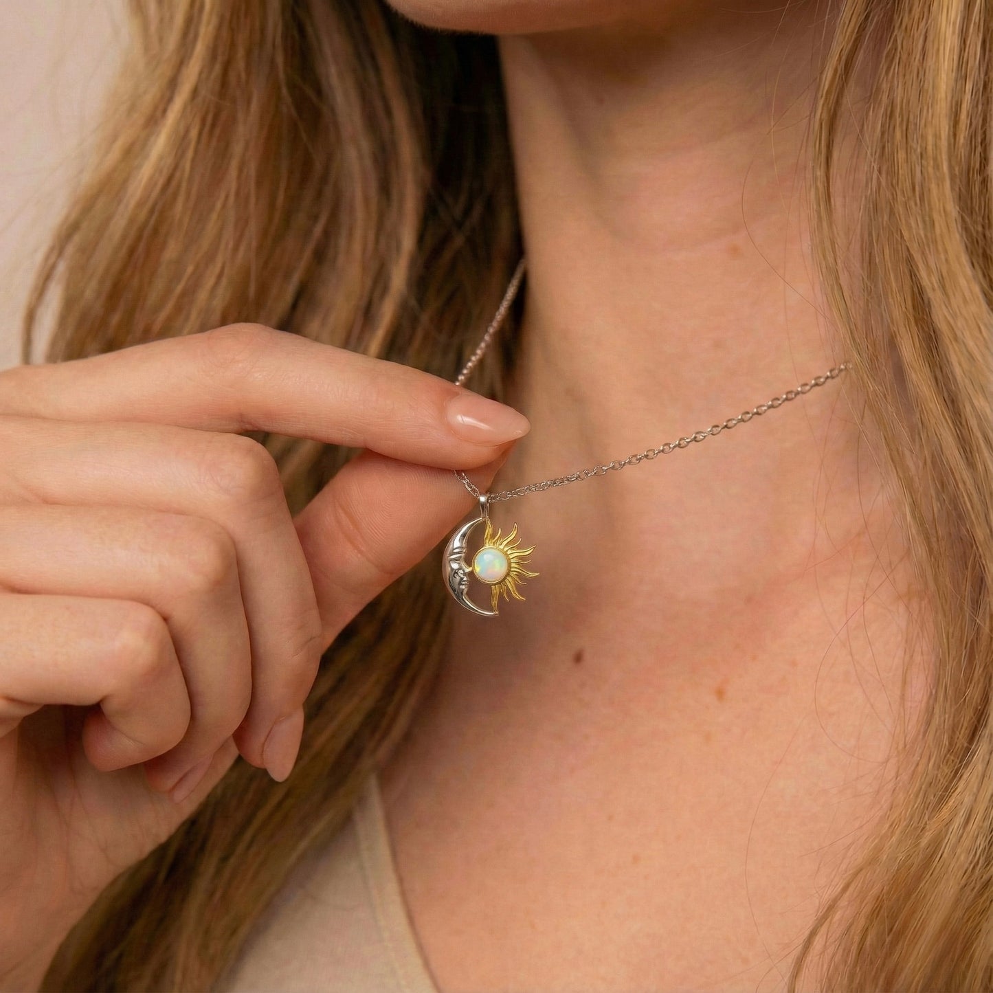 Ay ve Güneş Opal Kolye - 925 Ayar Gümüş & 14K Altın Kaplama