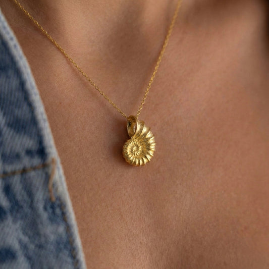 Ammonite Kolye