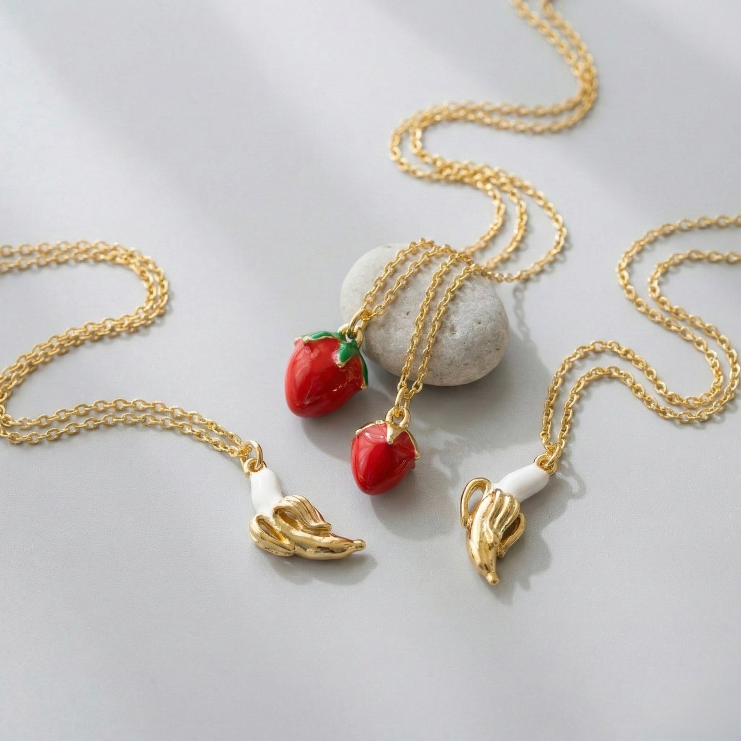 Mini Strawberry Kolye