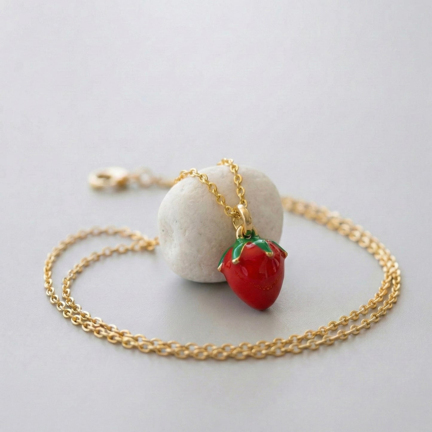 Mini Strawberry Kolye