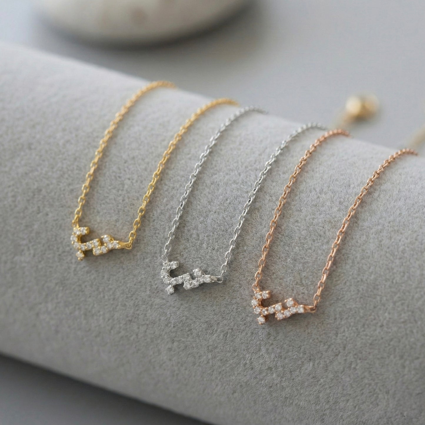 Hub Arabic Love Kolye