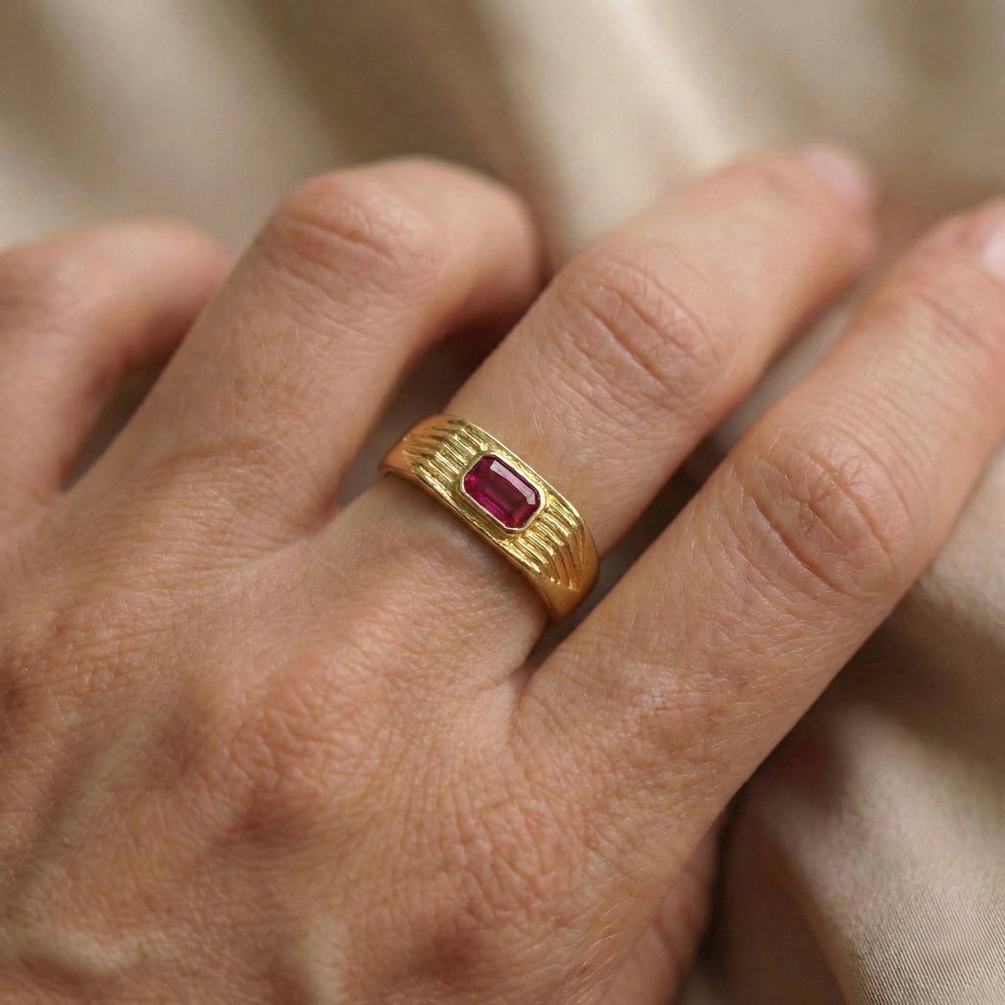 Rose Baguette Signet Yüzük