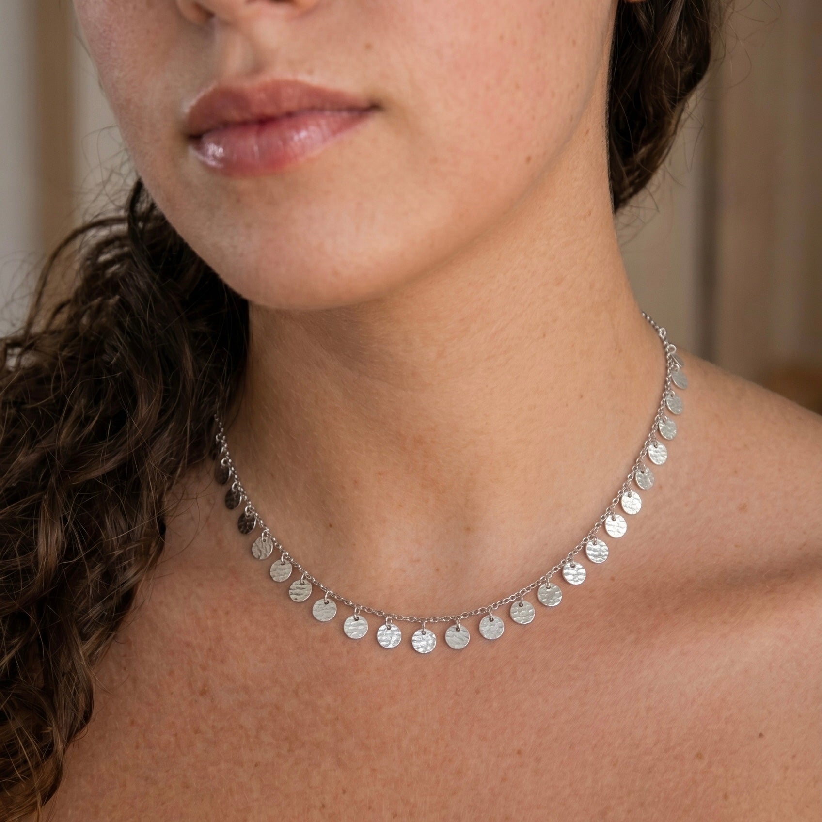Hammered Disc Choker