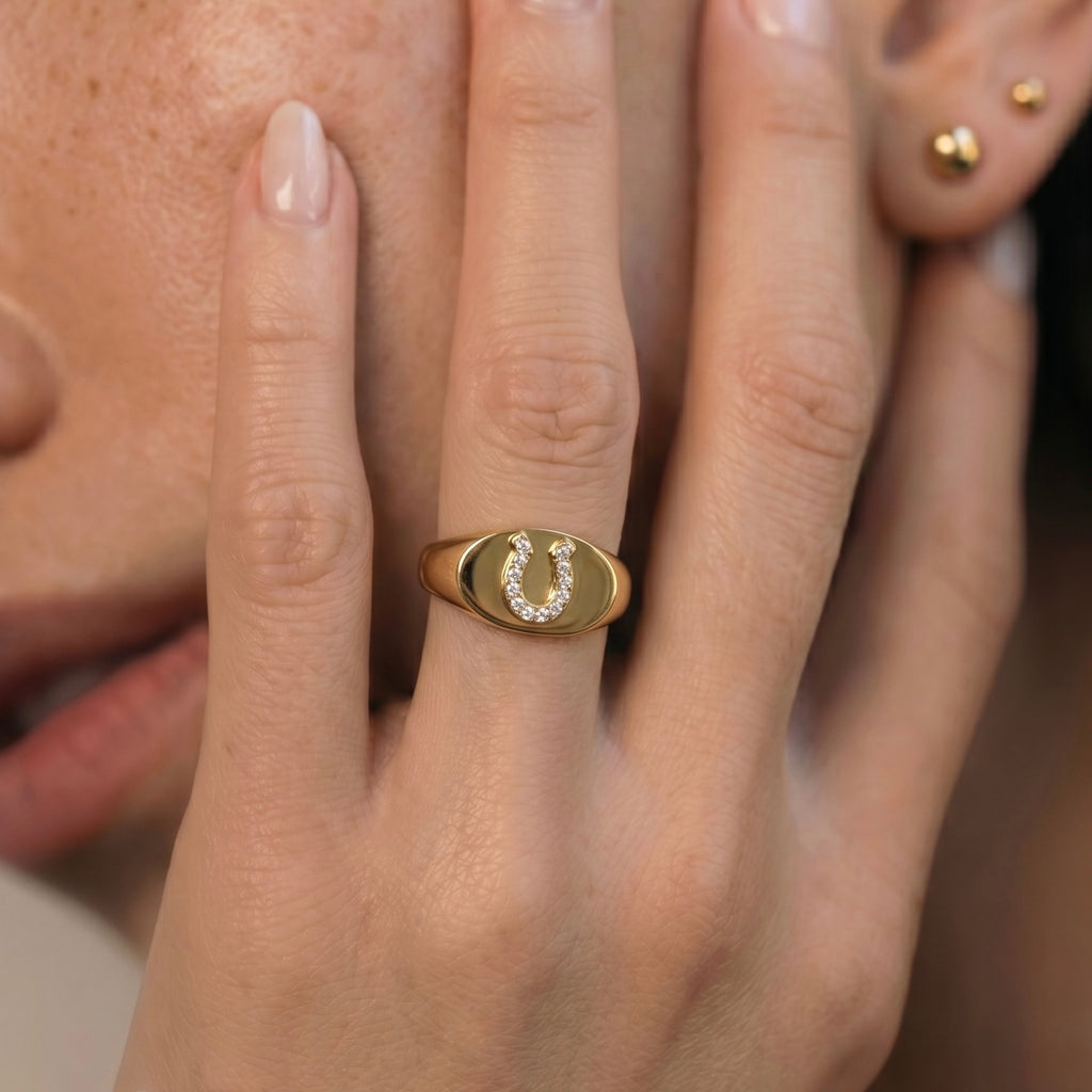 Horseshoe Signet