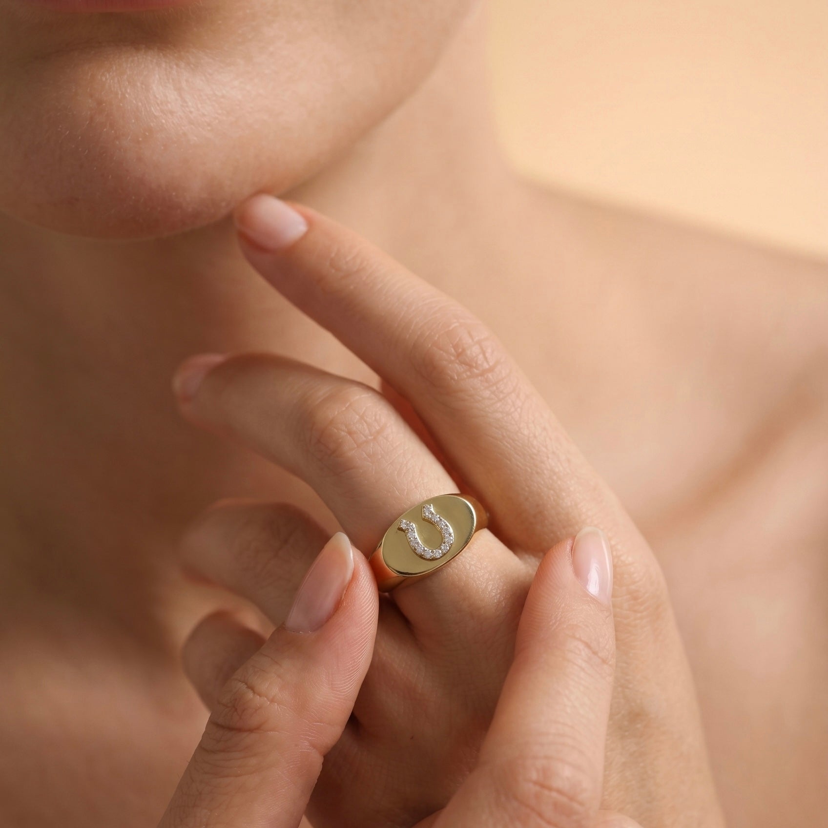 Horseshoe Signet